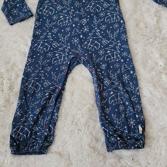 BURT'S BEES BABY NAVY BLUE CHRISTMAS CONSTELLATIONS ROMPER, SIZE 18 MONTHS - Picture 6 of 9